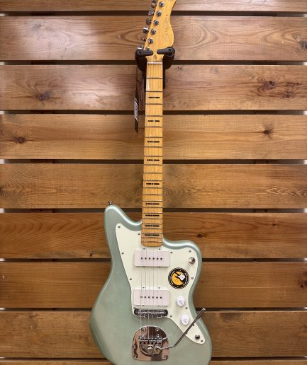 Larry Carlton J5 Sire